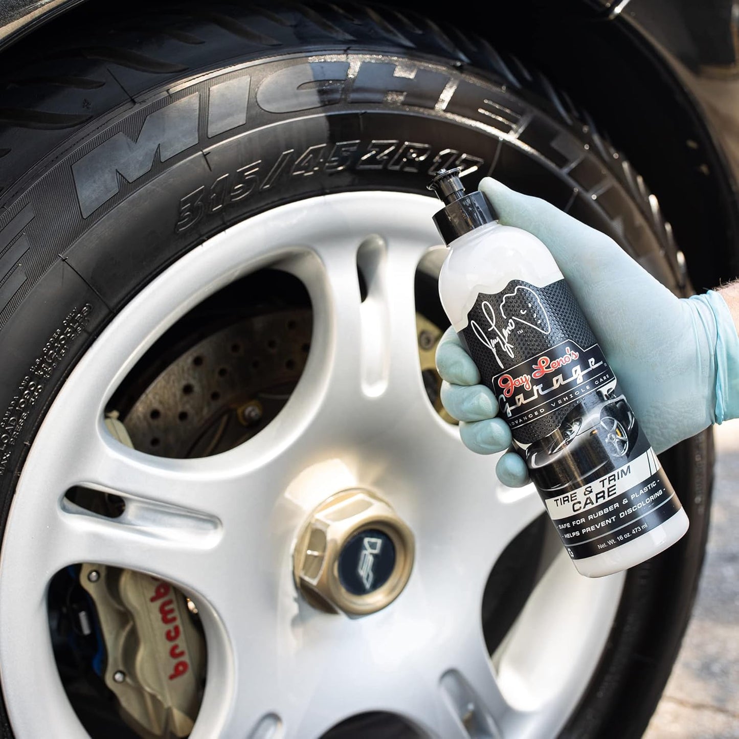 Car Detailing Kit with Bucket – Essential Car Cleaning Kit, Sprays, Liquids, Microfiber Towels, Applicators and Wash Mitt, All-In-One Car Detailing Kits for Interior & Exterior Care