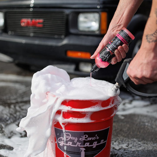 Car Detailing Kit with Bucket – Essential Car Cleaning Kit, Sprays, Liquids, Microfiber Towels, Applicators and Wash Mitt, All-In-One Car Detailing Kits for Interior & Exterior Care